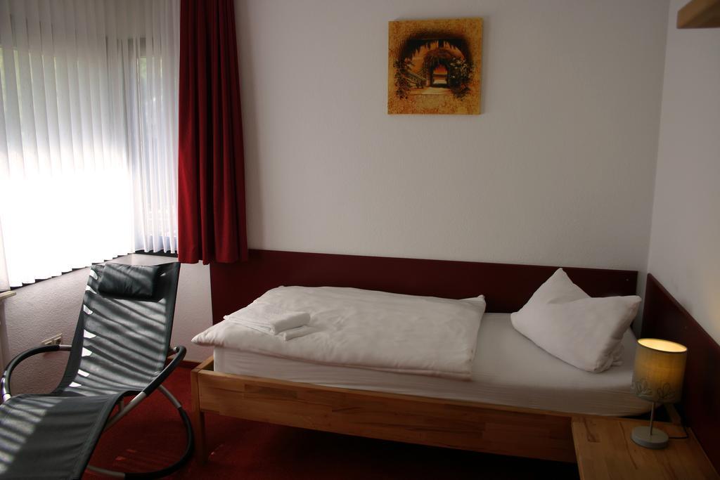 Haus Am Eberbach Hotel Stadtoldendorf Værelse billede
